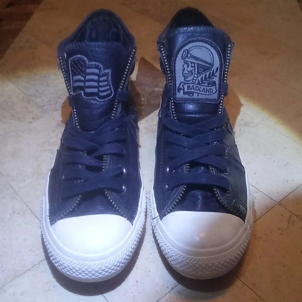 (Rare)Chuck Taylor Leather 7-M 9-W - Picture 12 of 12